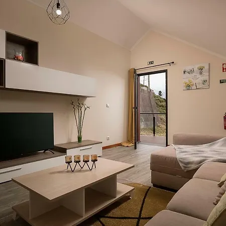 Sea View Loft Madeira בית נופש ריביירה בראבה