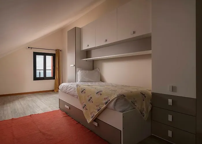 בית נופש Sea View Loft Madeira *