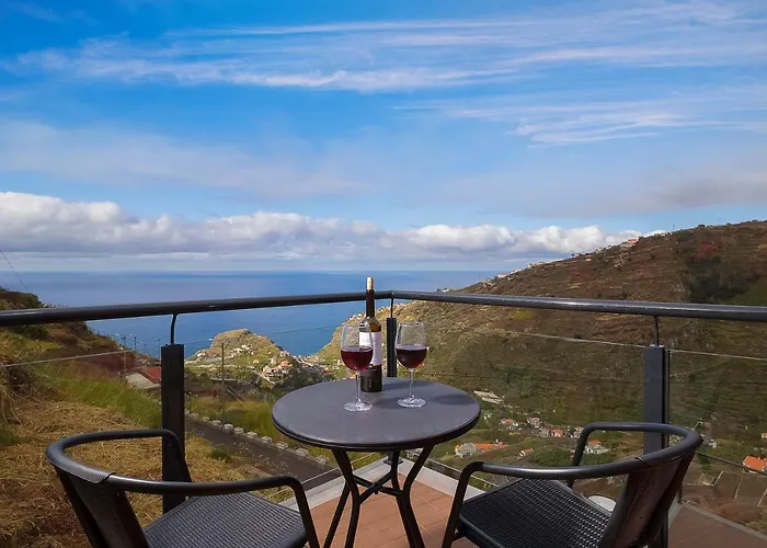 Sea View Loft Madeira * ריביירה בראבה